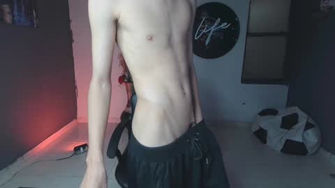 Snapshot of mattias_dantee chatting on 01/24/25, 02:51 mattias online show from 01/24/25, 02:51