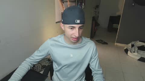 Snapshot of mattias_dantee chatting on 02/05/25, 03:09 mattias online show from 02/05/25, 03:09