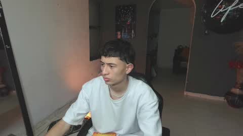 Snapshot of mattias_dantee chatting on 02/11/25, 09:35 mattias online show from 02/11/25, 09:35