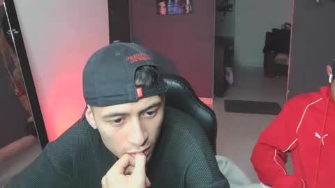 Snapshot of mattias_dantee chatting on 02/16/25, 04:09 mattias online show from 02/16/25, 04:09