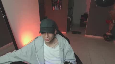 Snapshot of mattias_dantee chatting on 02/17/25, 10:47 mattias online show from 02/17/25, 10:47