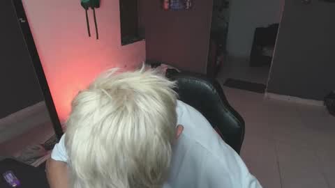 Snapshot of mattias_dantee chatting on 03/09/25, 03:01 mattias online show from 03/09/25, 03:01