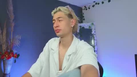 Snapshot of mattias_dantee chatting on 10/16/25, 09:54 mattias online show from 10/16/25, 09:54