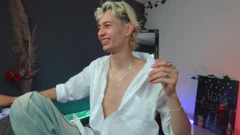 Snapshot of mattias_dantee chatting on 11/07/25, 11:05 mattias online show from 11/07/25, 11:05