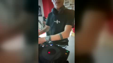 mattiatoyboyxx online show from 08/03/26, 01:59