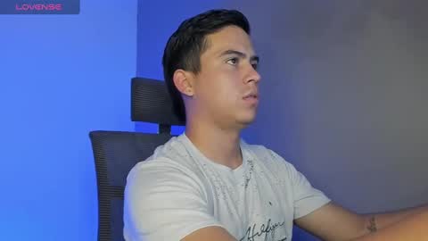 Snapshot of mattiwsmorris_ chatting on 02/14/25, 11:10 mattiwsmorris_ online show from 02/14/25, 11:10