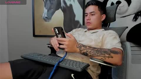 Snapshot of mattiwsmorris_ chatting on 09/13/25, 03:23 mattiwsmorris_ online show from 09/13/25, 03:23