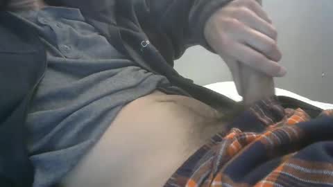 Snapshot of mattj318 chatting on 02/06/26, 06:11 mattj318 online show from 02/06/26, 06:11