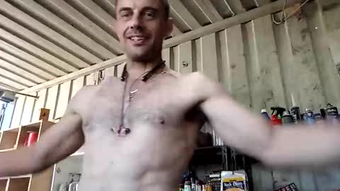 Snapshot of mattlesnake_101 chatting on 03/29/26, 04:23 mattlesnake_101 online show from 03/29/26, 04:23