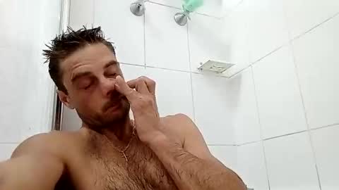 Snapshot of mattlesnake_101 chatting on 04/05/26, 04:37 mattlesnake_101 online show from 04/05/26, 04:37