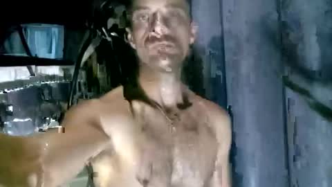 Snapshot of mattlesnake_101 chatting on 04/12/26, 11:15 mattlesnake_101 online show from 04/12/26, 11:15