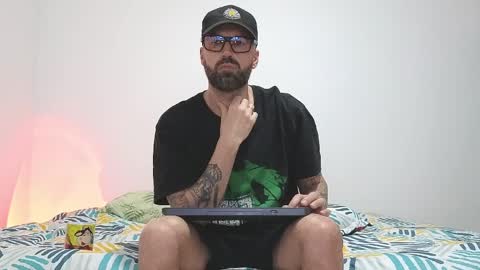 Snapshot of mattxfeet chatting on 03/30/26, 12:17 Matt online show from 03/30/26, 12:17