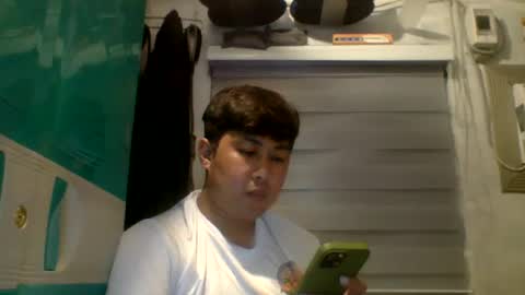 Snapshot of matty040798 chatting on 07/22/26, 12:30 matty040798 online show from 07/22/26, 12:30
