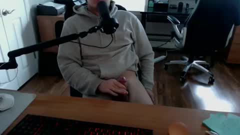 Snapshot of mattyseas chatting on 02/14/26, 05:10 mattyseas online show from 02/14/26, 05:10