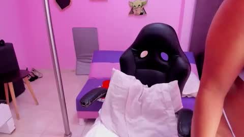 Snapshot of mature_bitch_monster_ass chatting on 04/11/26, 11:58 call me mommy online show from 04/11/26, 11:58