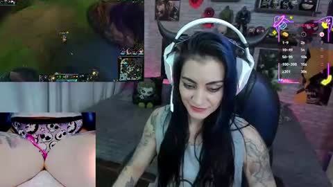 Snapshot of mature_gamer chatting on 06/11/26, 09:57 Nath online show from 06/11/26, 09:57