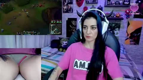 Snapshot of mature_gamer chatting on 07/13/26, 07:38 Nath online show from 07/13/26, 07:38