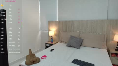 katerin online show from 11/21/25, 11:31