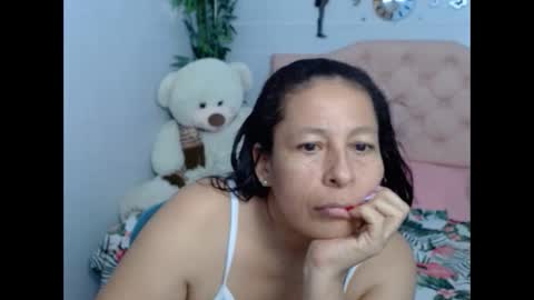 Martina online show from 09/30/25, 04:39