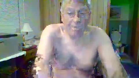 Snapshot of maturecouple1954 chatting on 12/28/24, 12:24 SXECPL55 at G mail Dot Com online show from 12/28/24, 12:24