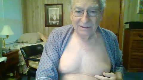Snapshot of maturecouple1954 chatting on 01/24/25, 12:20 SXECPL55 at G mail Dot Com online show from 01/24/25, 12:20