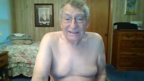 Snapshot of maturecouple1954 chatting on 01/30/25, 12:27 SXECPL55 at G mail Dot Com online show from 01/30/25, 12:27