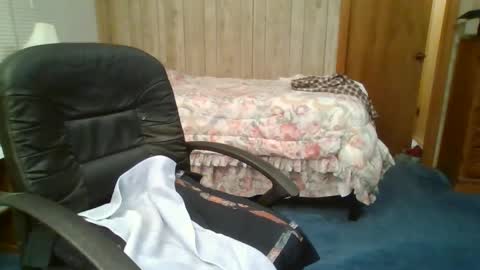 Snapshot of maturecouple1954 chatting on 02/17/25, 11:53 SXECPL55 at G mail Dot Com online show from 02/17/25, 11:53