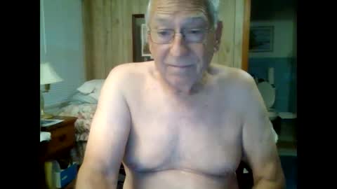 Snapshot of maturecouple1954 chatting on 09/22/25, 11:23 SXECPL55 at G mail Dot Com online show from 09/22/25, 11:23