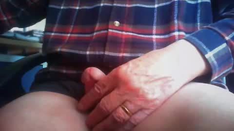 Maturedaddi online show from 01/15/26, 10:31