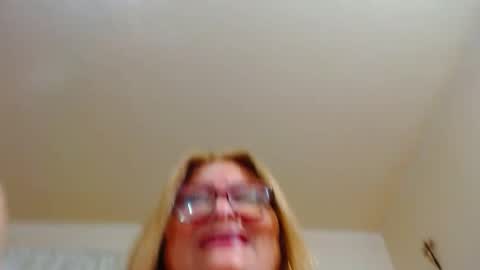 maturehot649 online show from 12/05/24, 11:16