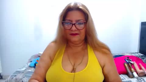 maturehot649 online show from 10/19/25, 01:56