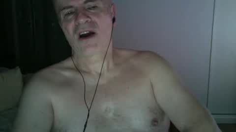 Snapshot of maturehotman chatting on 01/30/25, 07:59 maturehotman online show from 01/30/25, 07:59