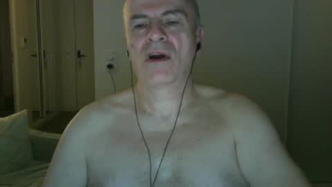 Snapshot of maturehotman chatting on 03/01/25, 06:35 maturehotman online show from 03/01/25, 06:35