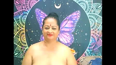 matureindian4u65 online show from 03/01/25, 12:07