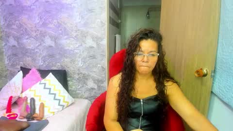 maturepure_ online show from 02/15/26, 08:05