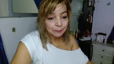 Snapshot of maturetigress4c chatting on 02/18/26, 02:13 Cecilia online show from 02/18/26, 02:13