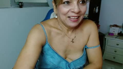 Snapshot of maturetigress4c chatting on 05/26/26, 03:52 Cecilia online show from 05/26/26, 03:52