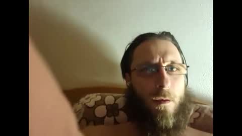 Matuschko online show from 04/18/26, 09:37