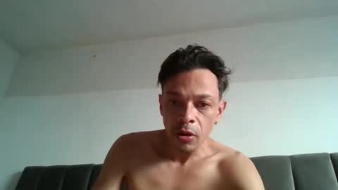 Snapshot of maudeluxe chatting on 05/20/26, 01:17 maudeluxe online show from 05/20/26, 01:17
