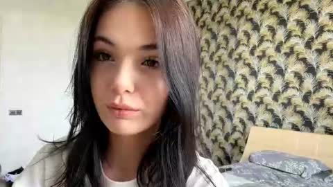 Snapshot of maudieyuan chatting on 06/29/26, 05:03 Lina online show from 06/29/26, 05:03