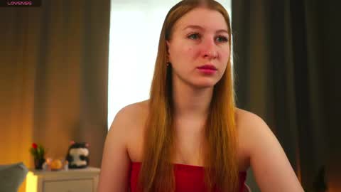 Snapshot of maureencoombs chatting on 03/29/26, 04:12 maureencoombs online show from 03/29/26, 04:12