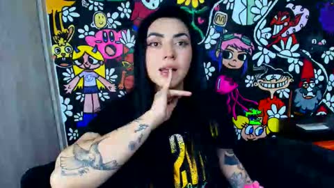 Maurenth  online show from 10/17/25, 01:31