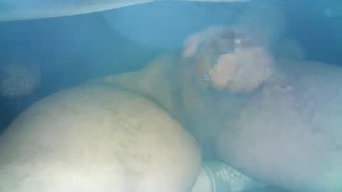 Snapshot of maurit964 chatting on 12/14/24, 04:09 maurit964 online show from 12/14/24, 04:09