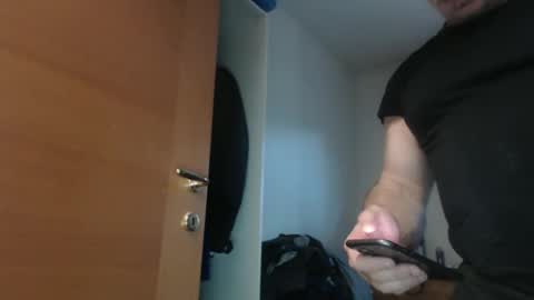 mauro1971 online show from 11/14/25, 08:02