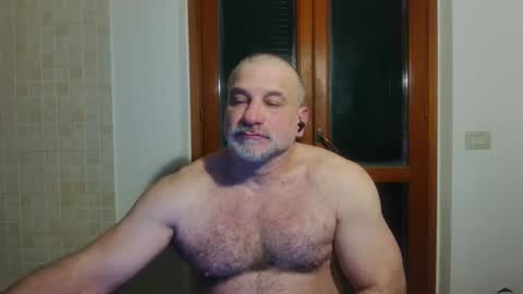 Snapshot of mauro1971 chatting on 03/21/26, 10:13 mauro1971 online show from 03/21/26, 10:13