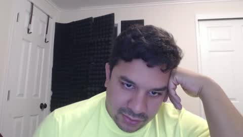 Snapshot of mauro656 chatting on 10/02/25, 11:23 mauro656 online show from 10/02/25, 11:23