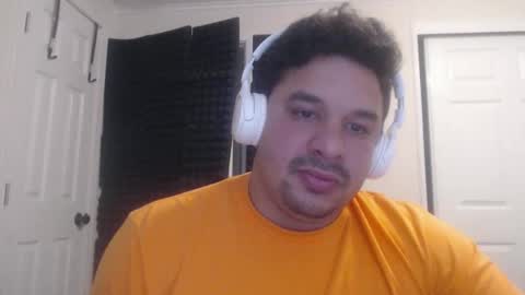 Snapshot of mauro656 chatting on 10/06/25, 10:51 mauro656 online show from 10/06/25, 10:51