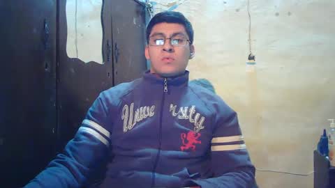 Snapshot of maurodirty chatting on 02/09/25, 06:54 Mauro online show from 02/09/25, 06:54