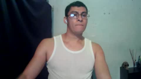 Snapshot of maurodirty chatting on 06/07/26, 07:12 Mauro online show from 06/07/26, 07:12