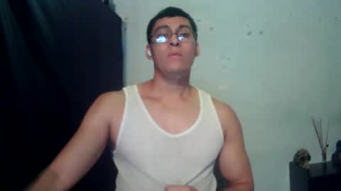 Snapshot of maurodirty chatting on 06/08/26, 08:15 Mauro online show from 06/08/26, 08:15